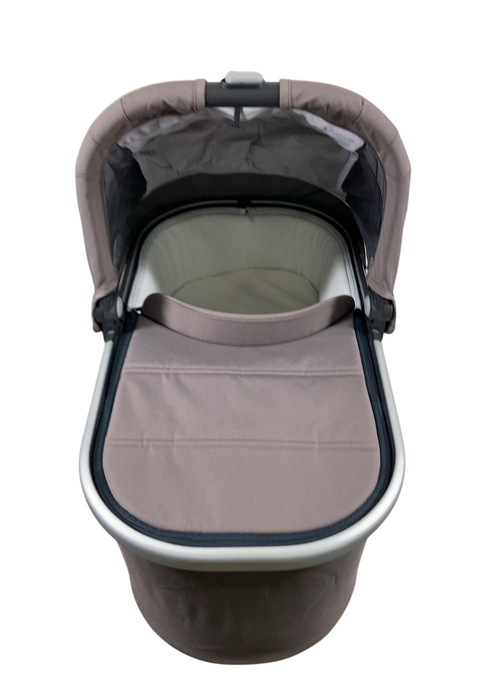 Shop UPPAbaby VISTA V2 Stroller, 2023, Theo (Dark Taupe) at GoodBuy Gear