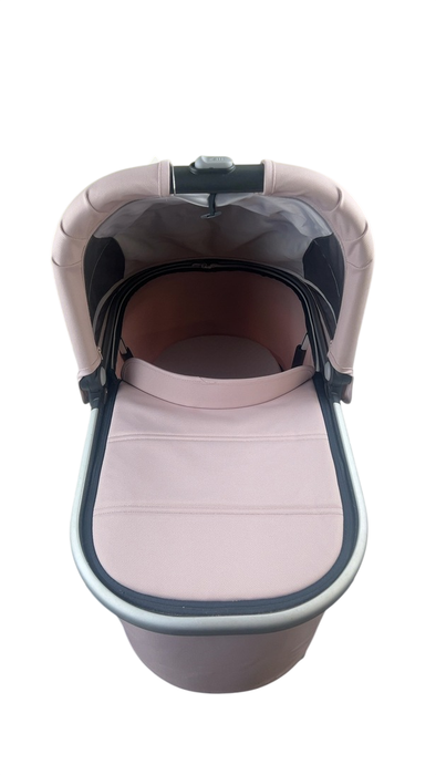 Shop UPPAbaby V2 Bassinet, Alice (Dusty Pink) at GoodBuy Gear