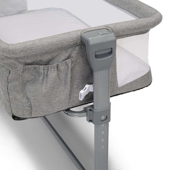 Delta Children Close2Me Bedside Bassinet, Grey Tweed