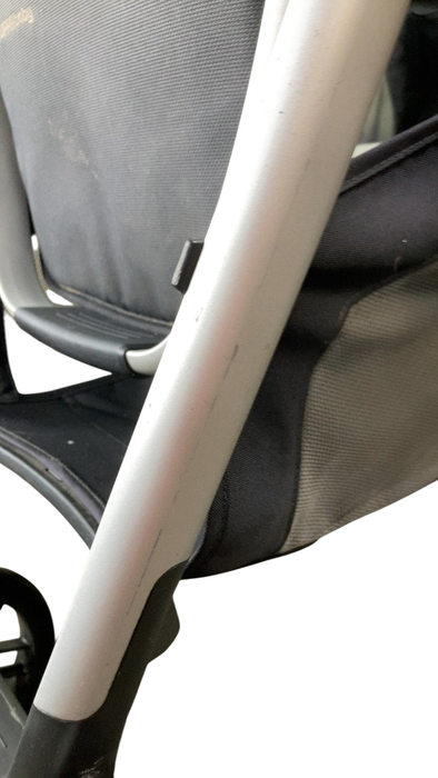 Shop UPPAbaby VISTA V2 Stroller, 2022, Emmett (Green Melange) at GoodBuy Gear