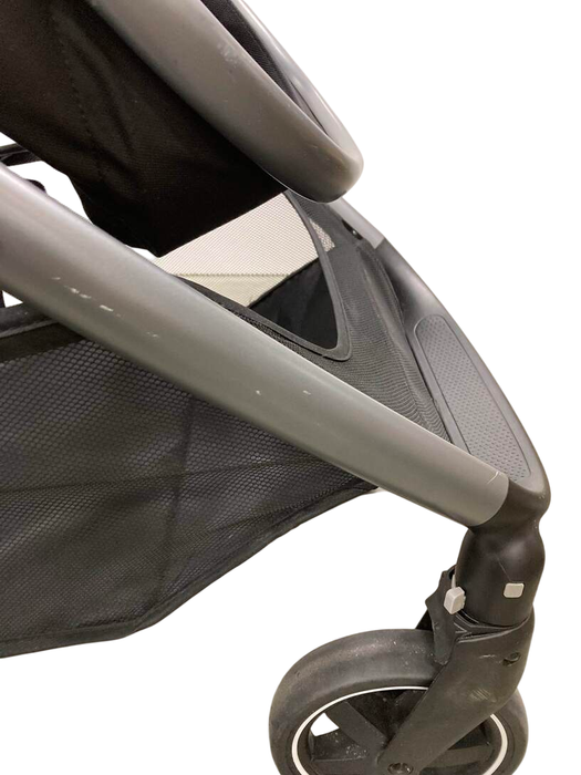 Shop Maxi-Cosi Zelia2 Max Stroller Only, 2022, Essential Black at GoodBuy Gear