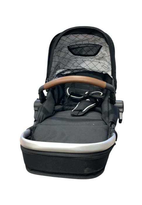 Shop Mockingbird 2nd Seat Kit 2.0, Black, Windowpane, Silver With Penny Leather at GoodBuy Gear