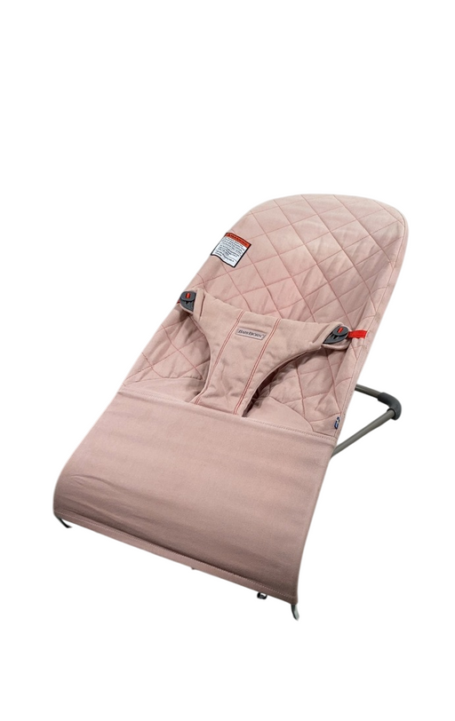 Shop BabyBjorn Bouncer Bliss, Dusty Pink Cotton Classic Quilt, Light Gray Frame at GoodBuy Gear