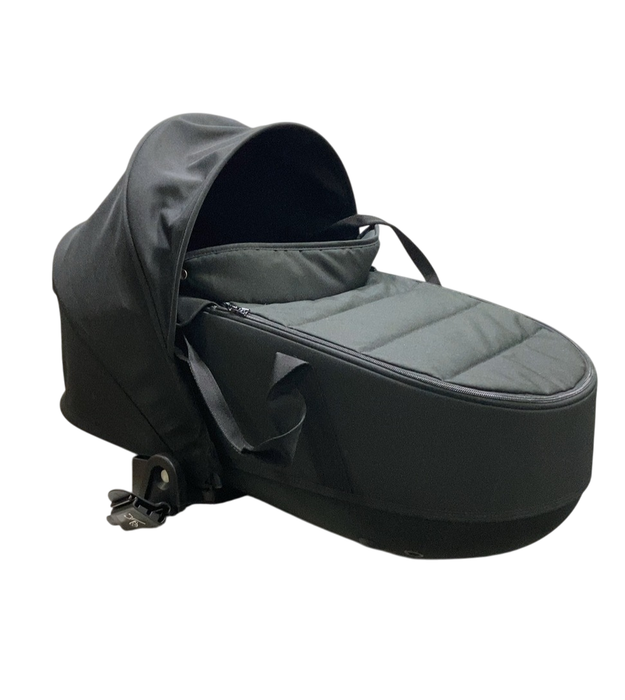 Shop Babyzen YOYO Bassinet, Black at GoodBuy Gear