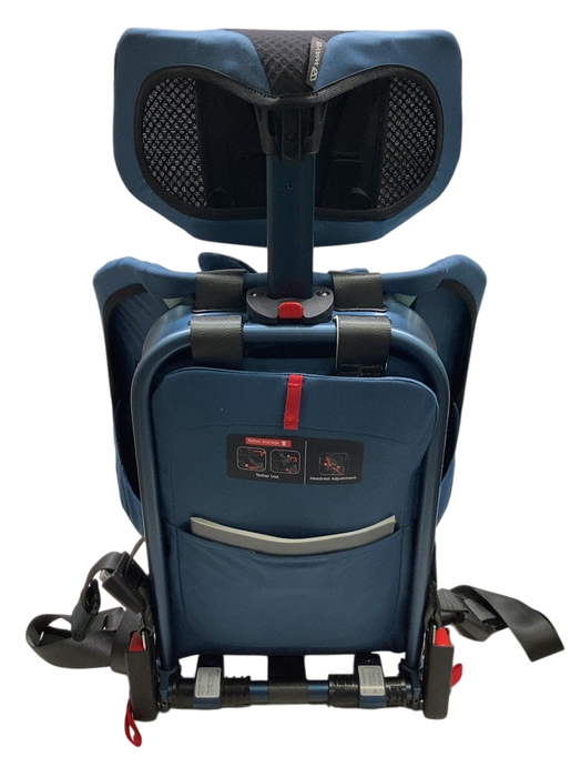 Shop WAYB Pico Portable Car Seat, 2023, Midnight Sky at GoodBuy Gear