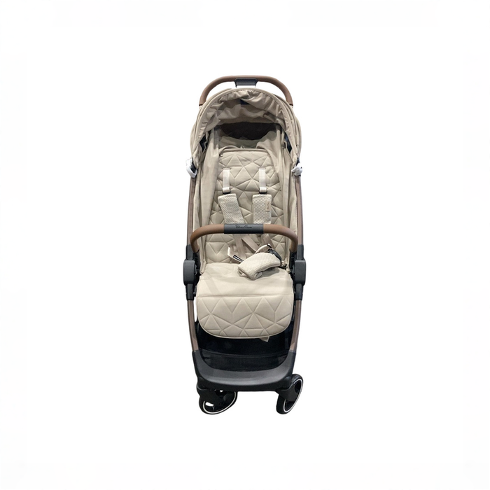 Shop Silver Cross Clic Super Compact Lightweight Stroller, 2025, Latte at GoodBuy Gear