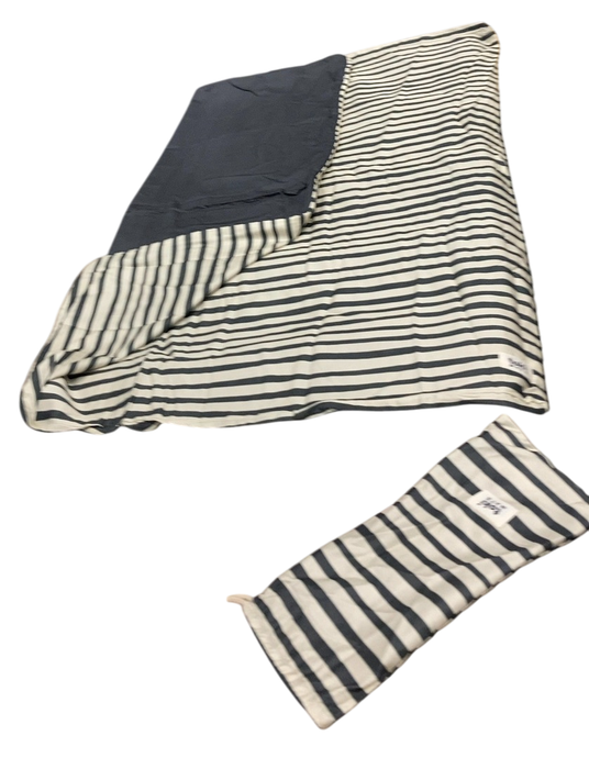Shop Toki Kids Standard Mat Cover 40" x 40", Imperfect Bold Stripe at GoodBuy Gear