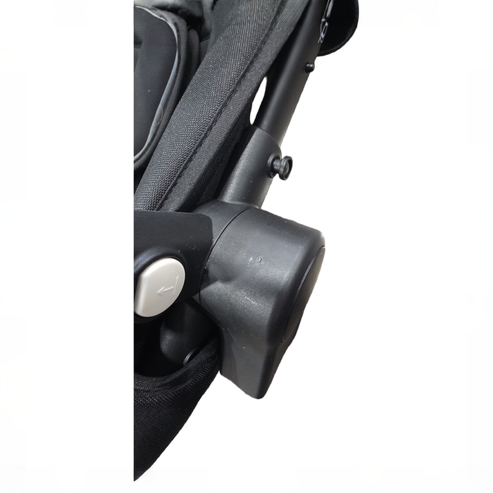 Shop Mockingbird Single 3.0 Stroller, 2025, Oat, Silver with Penny Leather at GoodBuy Gear