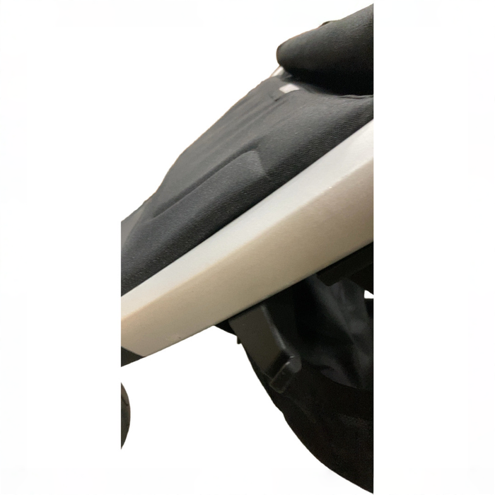 Shop Thule Spring Stroller, 2022, Alu Sh Grey, Aluminum at GoodBuy Gear