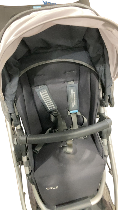 Shop UPPAbaby CRUZ Stroller, Jordan (Charcoal Melange), 2018 at GoodBuy Gear