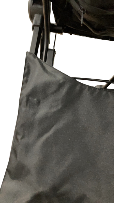 Shop Silver Cross Jet 5 Super Compact Stroller, 2024, Black at GoodBuy Gear