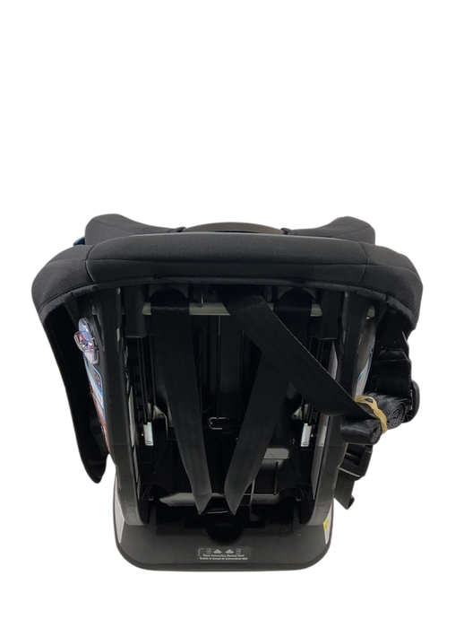 Shop Graco TrioGrow SnugLock 3-in-1 Car Seat, 2023, Leland at GoodBuy Gear