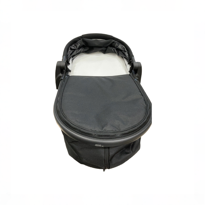 Shop Mockingbird Bassinet, 2026+, Black at GoodBuy Gear