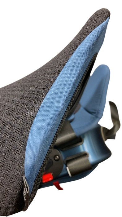 Shop WAYB Pico Portable Car Seat, 2023, Midnight Sky at GoodBuy Gear