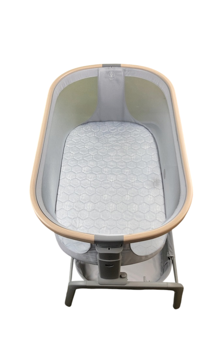 Shop Maxi-Cosi Iora Bedside Bassinet, Classic Slate at GoodBuy Gear