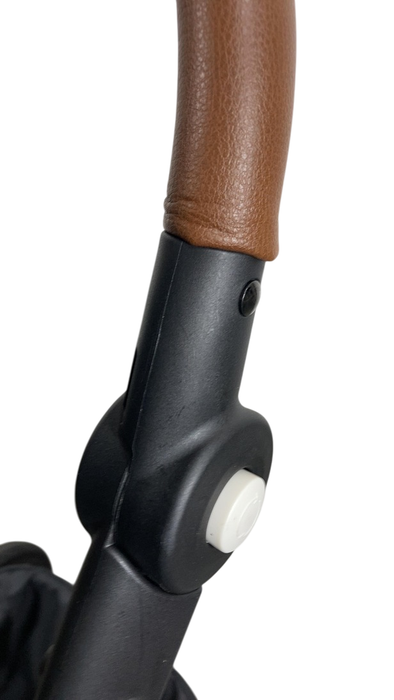 Shop Mockingbird Single to Double 2.0 Stroller, 2024, Sea, Silver With Penny Leather, Windowpane at GoodBuy Gear