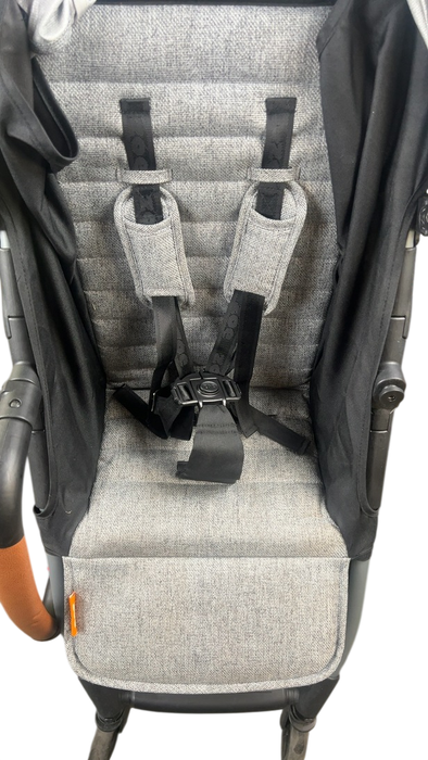Shop Zoe The Tour Stroller, 2020, Grey, V1 at GoodBuy Gear