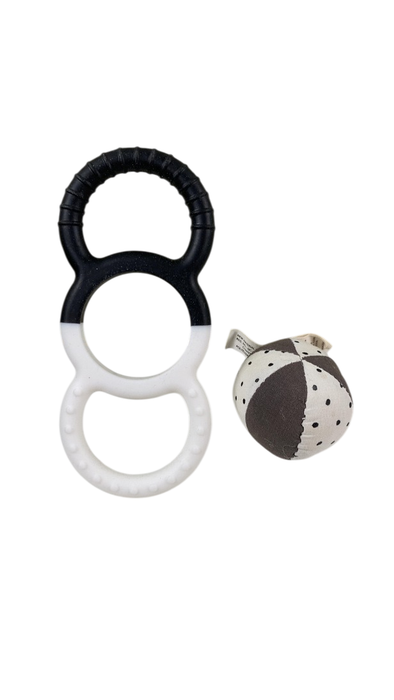 Shop Lovevery The Looker Play Kit at GoodBuy Gear