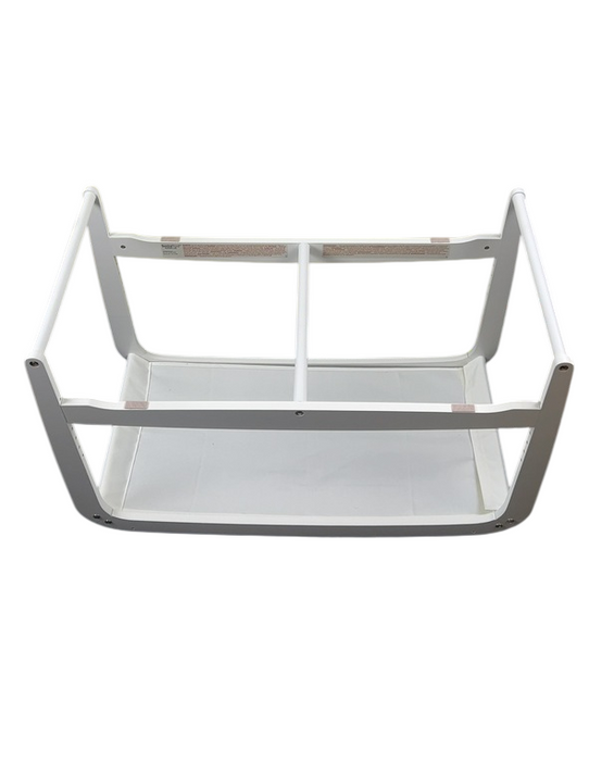 Shop Snuz SnuzPod4 Bedside Bassinet, White at GoodBuy Gear