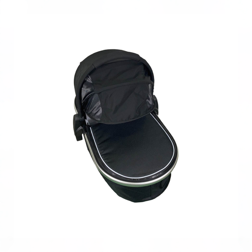 Shop Mockingbird Bassinet, Black, Pre-2026 at GoodBuy Gear