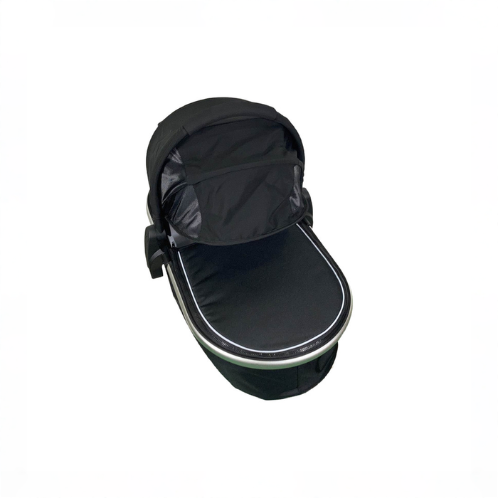 Shop Mockingbird Bassinet, Black, Pre-2026 at GoodBuy Gear
