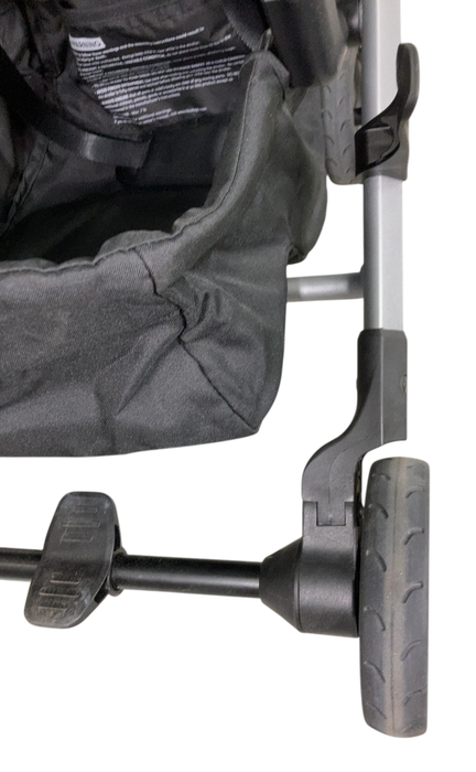 Shop Colugo Compact Stroller, 2023, Cool Grey at GoodBuy Gear