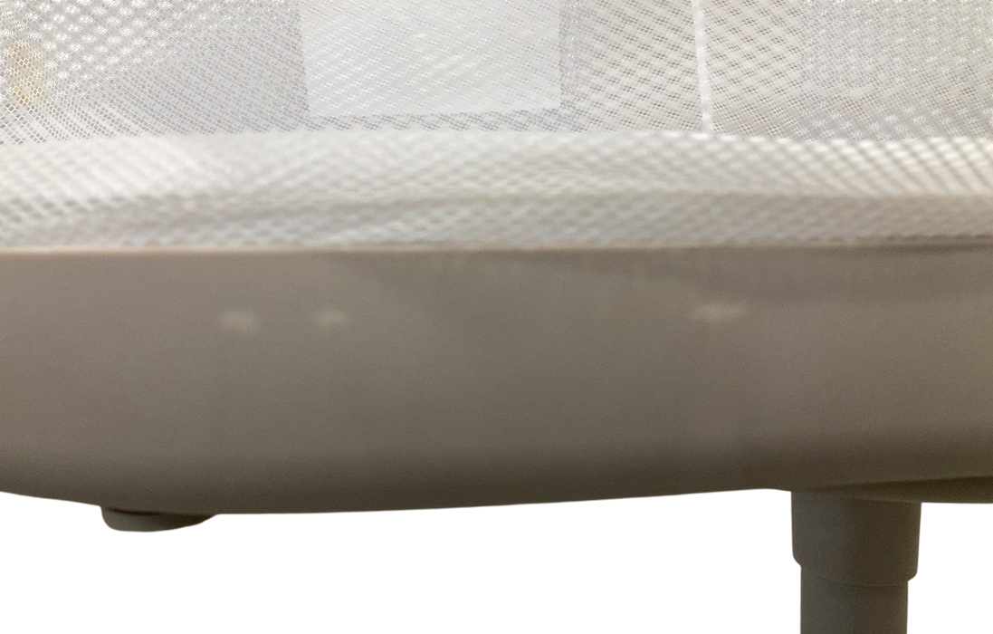 Shop Halo Bassinest Swivel Sleeper 3.0, Warm Grey at GoodBuy Gear