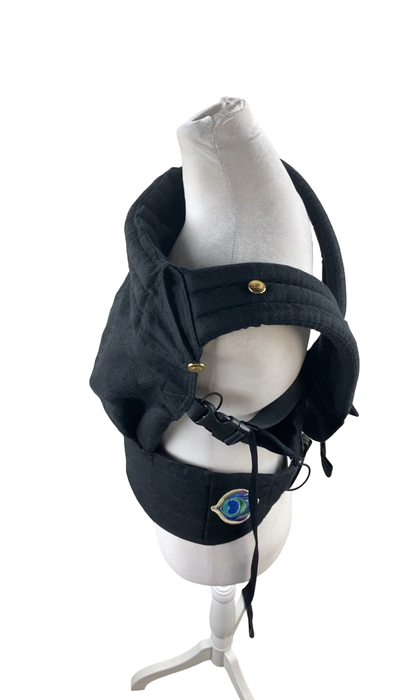 Shop Artipoppe Zeitgeist Cotton Carrier, Arrow Zorro at GoodBuy Gear