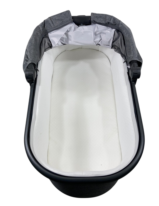 Shop UPPAbaby VISTA V2 Stroller, 2024, Greyson (Charcoal Melange) at GoodBuy Gear