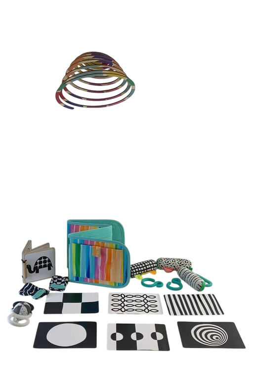 Shop Lovevery The Looker Play Kit at GoodBuy Gear