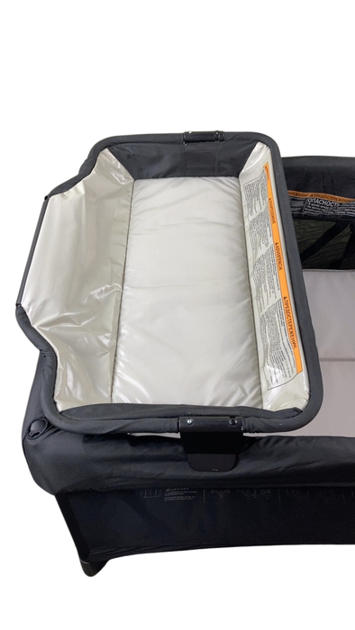 Shop 4moms Breeze Playard Plus, 1045, Black at GoodBuy Gear