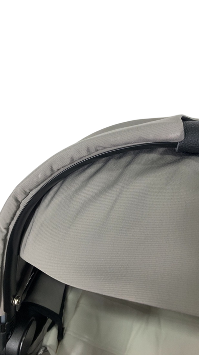 Shop Cybex PRIAM Lux Carry Cot, Soho Grey at GoodBuy Gear