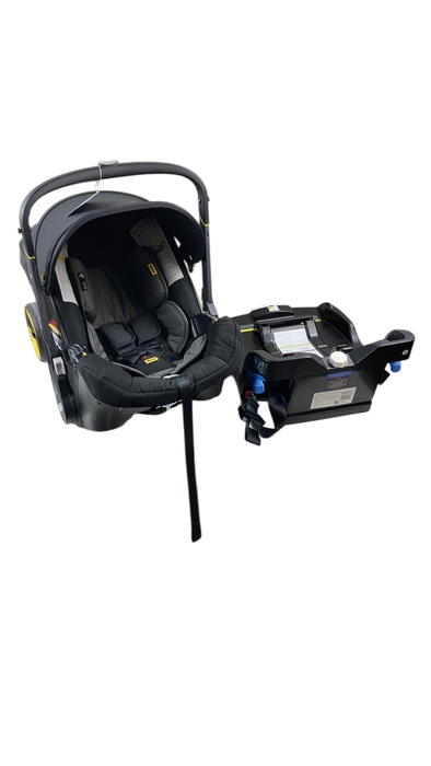 Shop Doona Infant Car Seat & Stroller Combo, 2023, Nitro Black at GoodBuy Gear