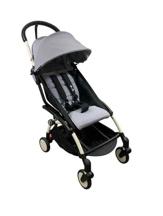 Shop Stokke YOYO3 Complete Stroller, 2024, Stone, White at GoodBuy Gear