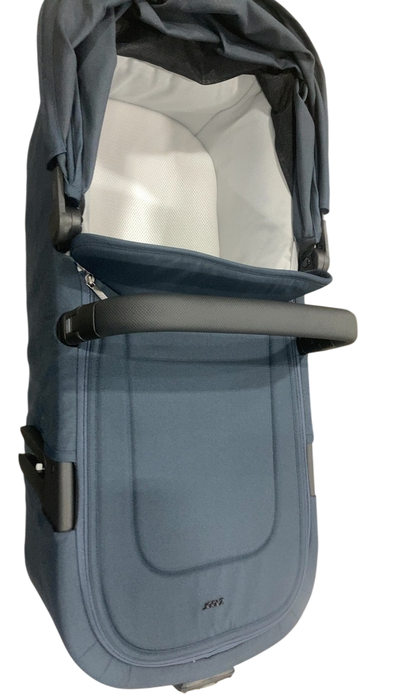 Shop Joolz Aer2 Bassinet Cot, Dark navy Blue at GoodBuy Gear