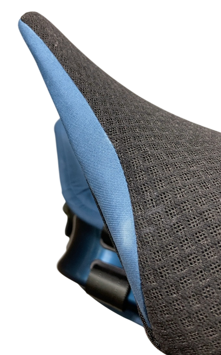 Shop WAYB Pico Portable Car Seat, 2023, Midnight Sky at GoodBuy Gear