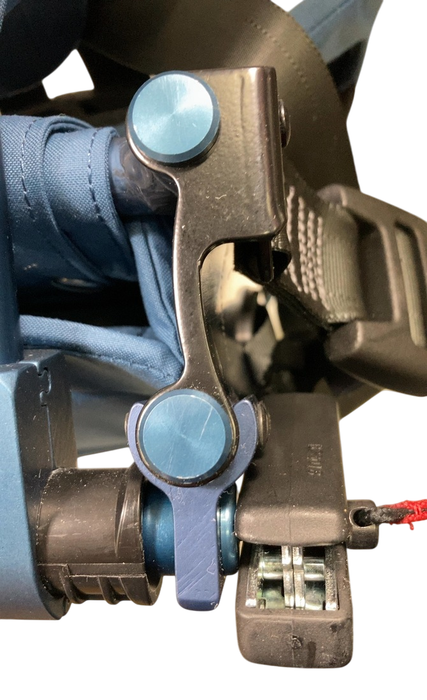 Shop WAYB Pico Portable Car Seat, 2023, Midnight Sky at GoodBuy Gear