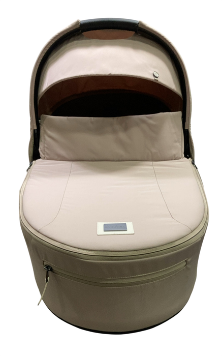 Shop Cybex MIOS LUX Carry Cot, Cozy Beige at GoodBuy Gear