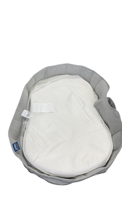 Shop Halo BassiNest Connected Swivel Sleeper 3.0, White/Grey at GoodBuy Gear