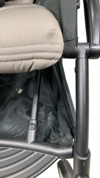 Shop Babyzen YOYO2 Complete Stroller, 2020, Black with Stone at GoodBuy Gear