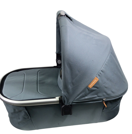 Shop UPPAbaby Bassinet V3, Callum (Stone Blue) at GoodBuy Gear