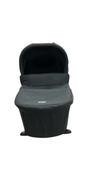 Shop Britax Zinnia Bassinet, Onyx Glacier at GoodBuy Gear
