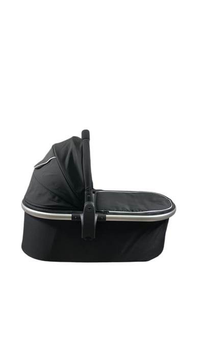 Shop Mockingbird Bassinet 2.0, Black at GoodBuy Gear