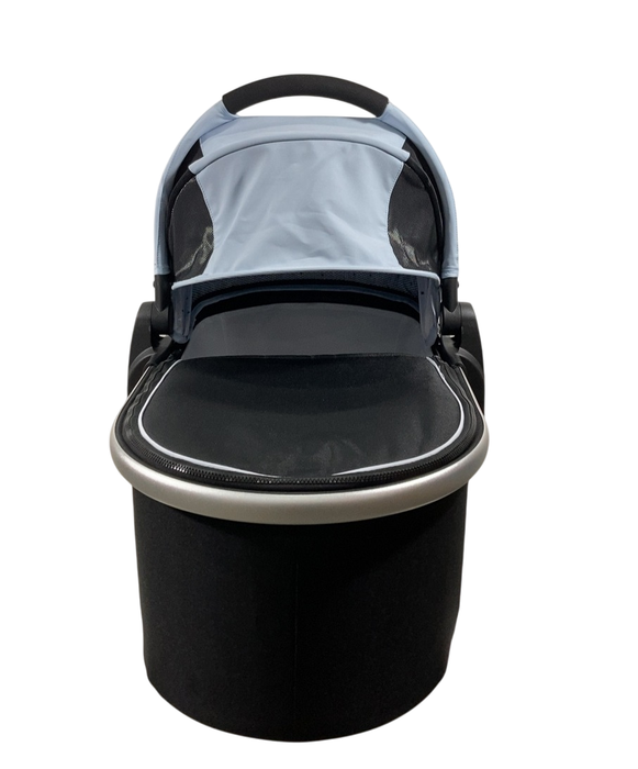 Shop Mockingbird Bassinet 2.0, Sky at GoodBuy Gear