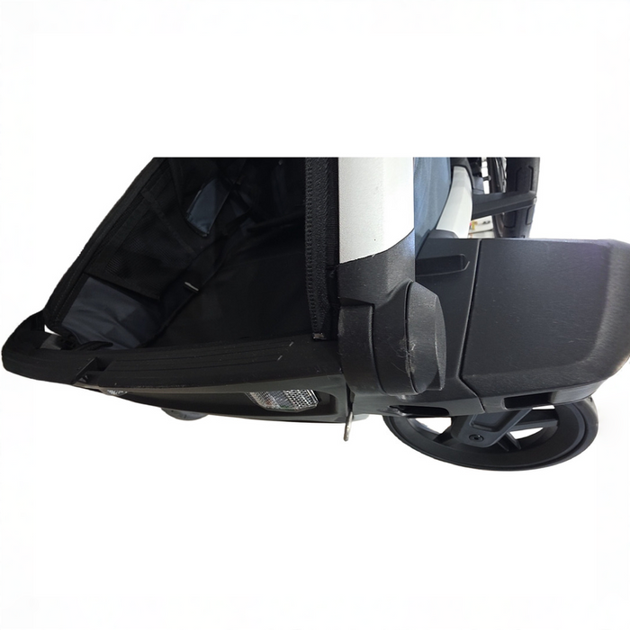 Shop Thule Chariot Cross 2 Bike Trailer Stroller Single Seat, 2024, Dark Slate at GoodBuy Gear