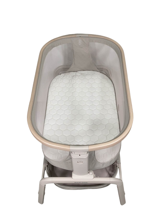 Shop Maxi-Cosi Iora Bedside Bassinet, Classic Oat at GoodBuy Gear