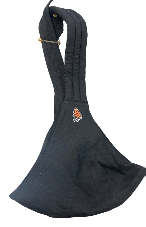 Shop Mabē The Monarch Toddler Sling, Ebony at GoodBuy Gear