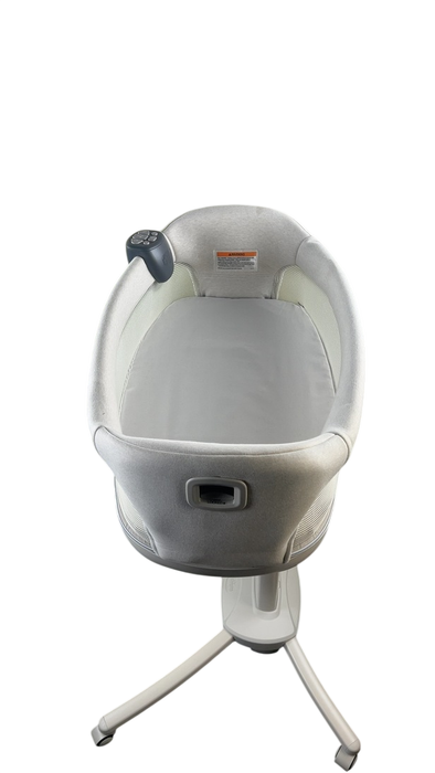 Shop Chicco Close To You 3-in-1 Bedside Bassinet, Dove at GoodBuy Gear