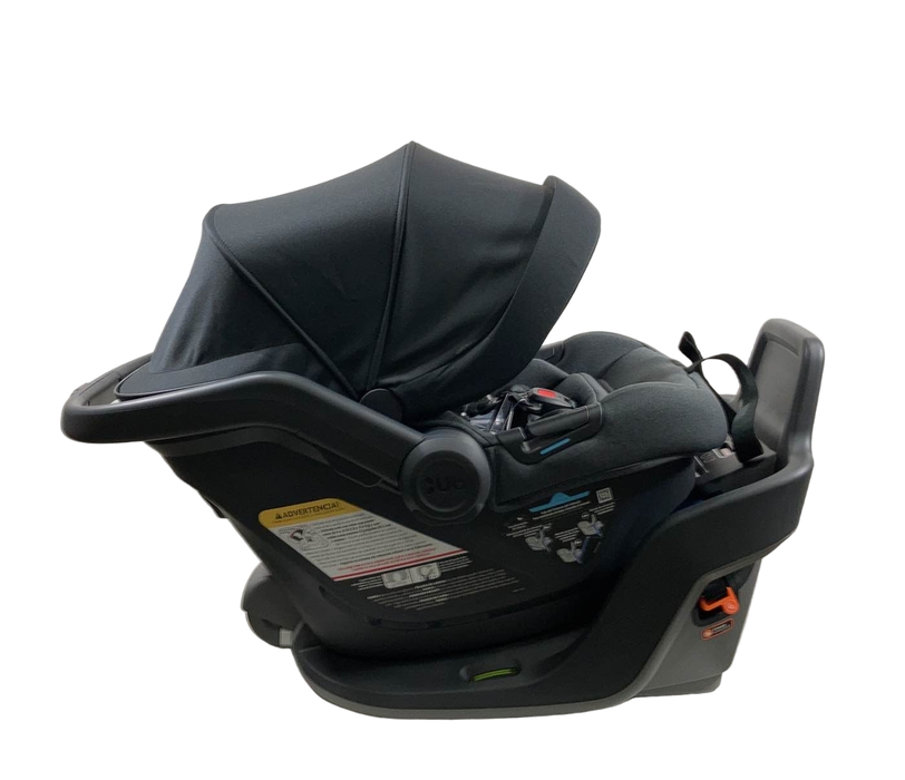 secondhand UPPAbaby MESA MAX Infant Car Seat and Base, 2023, DualTech Jake (Black)