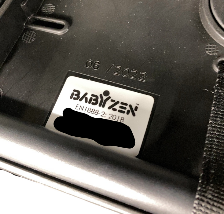 Shop Babyzen YOYO2 Complete Stroller, 2022, Black with Black at GoodBuy Gear